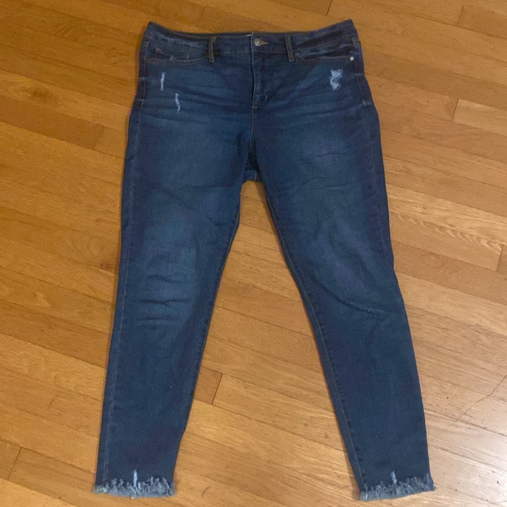 Sofia jeans size 14 skinny ankle raw hem distressed